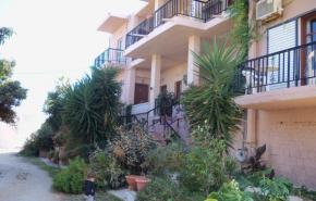  Nikolas Apartments  Ханья